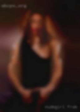 Nudegirl from fuck with people date in Alaska.