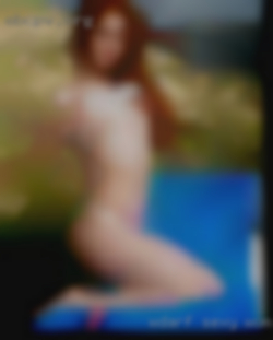 Wdarf sexy women fucking.